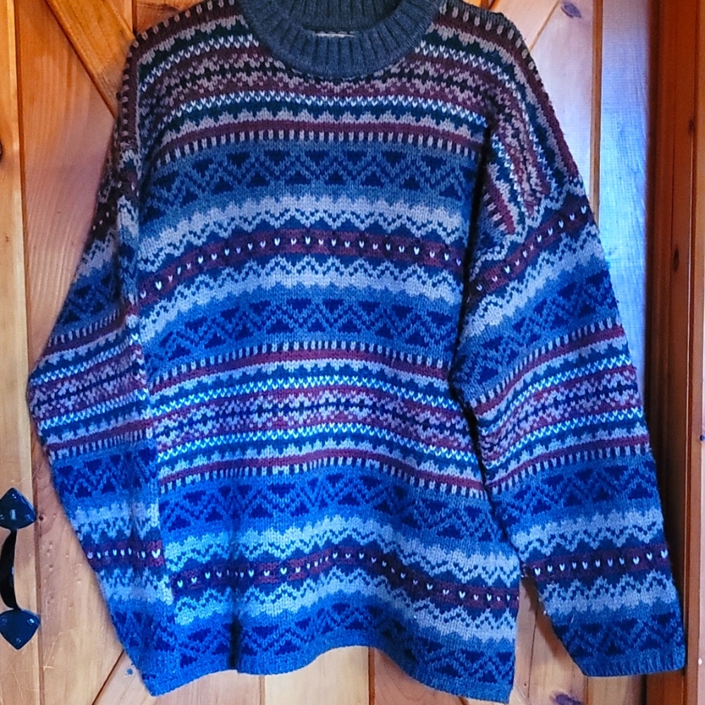 Abercrombie & Fitch Co. The Big Sweater